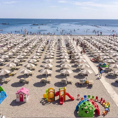 Club Del Sole Marina Family Resort