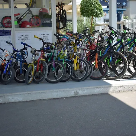 Kompleks wypoczynkowy Club Del Sole Marina Family 4*