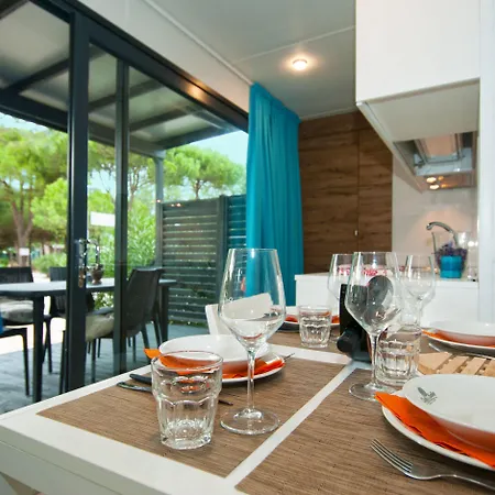Kompleks wypoczynkowy Club Del Sole Marina Family