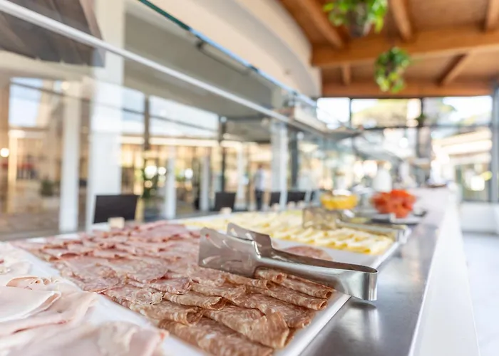 假日公园 Club Del Sole Marina Family 蓬他码头