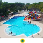 Πάρκο διακοπών Club Del Sole Marina Family 4*