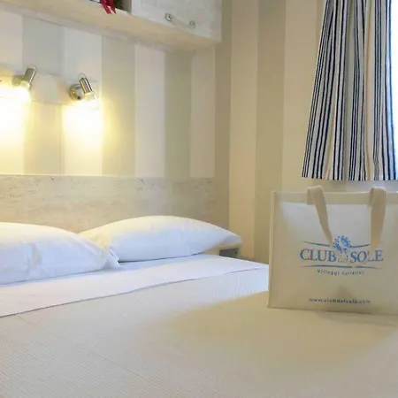 منتزه العطل Club Del Sole Marina Family بونتا مارينا