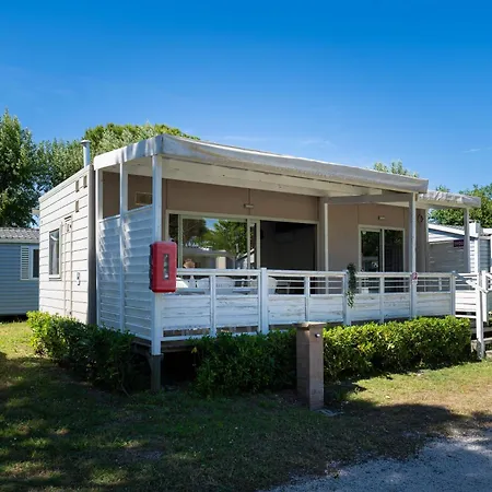 Semesterpark Marina Family Village 4*